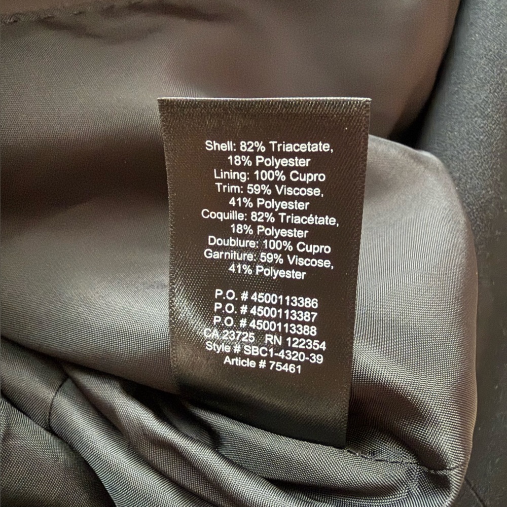 Aritzia Babaton Yates Tuxedo Blazer in Black Women’s Size 4 - Picture 8 of 11